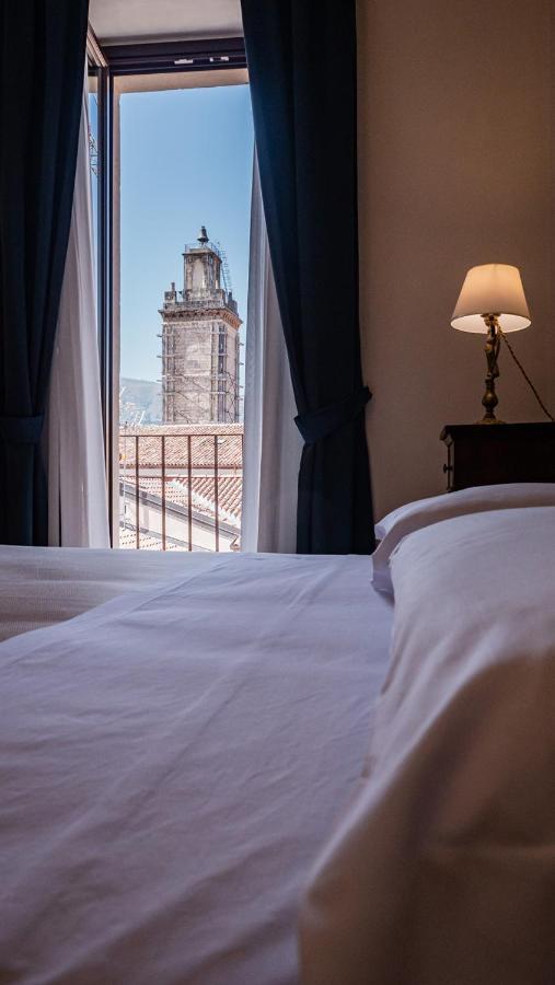 Palazzo Dei Pavoni, Relais Di Charme Bed and Breakfast LʼAquila Buitenkant foto